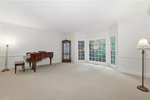 180 Valley Cove, Sandy Springs, GA 30350 - Photo 6