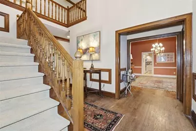 180 Valley Cove, Sandy Springs, GA 30350 - Photo 8