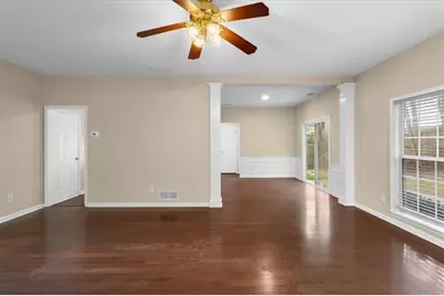 212 Ashland Drive, Woodstock, GA 30189 - Photo 12
