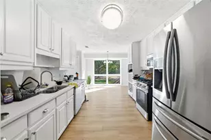 4909 Woodhurst Way, Stone Mountain, GA 30088 - Photo 8