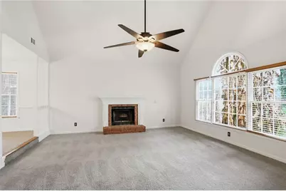 889 Lakeview Road, Grayson, GA 30017 - Photo 4