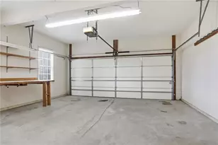 889 Lakeview Rd, Grayson, GA 30017 - Photo 34