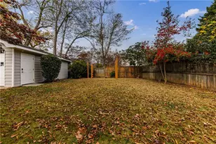 654 Cresthill Ave NE, Atlanta, GA 30306 - Photo 24