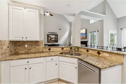 1785 Dartford Way, Hoschton, GA 30548 - Photo 14