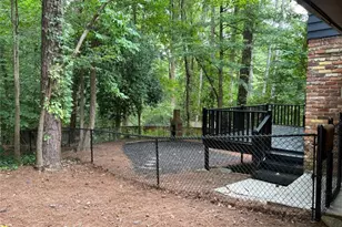 4377 Vintage Ln, Dunwoody, GA 30338 - Photo 42