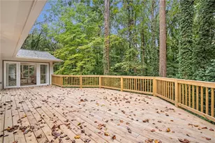 4955 Powers Ferry Rd, Sandy Springs, GA 30327 - Photo 22