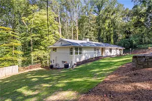 4955 Powers Ferry Rd, Sandy Springs, GA 30327 - Photo 48