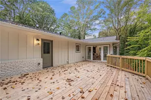 4955 Powers Ferry Rd, Sandy Springs, GA 30327 - Photo 26