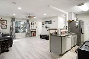 506 Wild Heron Rd, Savannah, GA 31419 - Photo 4