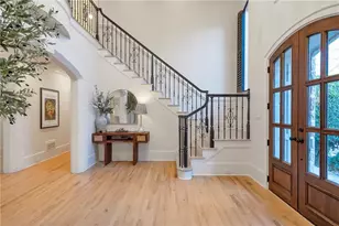 325 White Columns Ct, Milton, GA 30004 - Photo 4