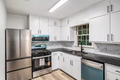 608 Pamela Court, Lawrenceville, GA 30044 - Photo 8