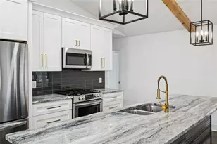 2212 Cloverdale Dr SE, Atlanta, GA 30316 - Photo 10