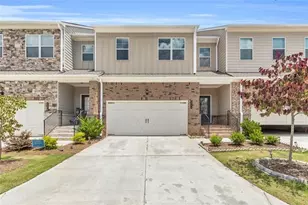 2340 Manor Pointe Dr, Cumming, GA 30041 - Photo 2