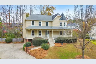 2581 Oak Village Place NE, Marietta, GA 30062 - Photo 10