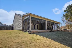 609 Bentwater Wy, Hoschton, GA 30548 - Photo 24