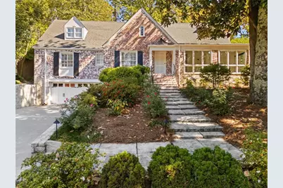 561 Peachtree Battle Avenue NW, Atlanta, GA 30305 - Photo 1