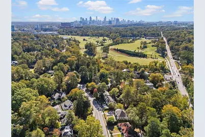 561 Peachtree Battle Avenue NW, Atlanta, GA 30305 - Photo 52