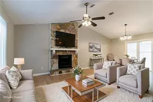 2654 Laurel View Dr, Snellville, GA 30039 - Photo 4