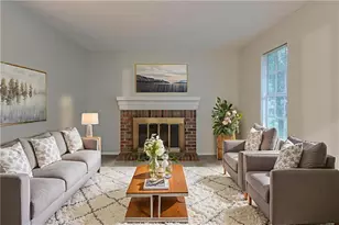 4634 Garden Hills Dr, Stone Mountain, GA 30083 - Photo 2
