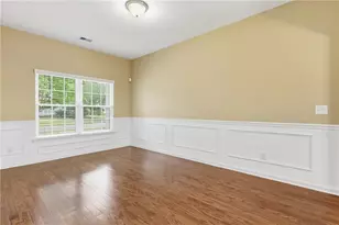 220 Mosswood Dr, Savannah, GA 31405 - Photo 8