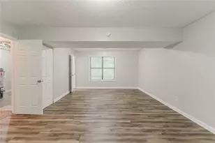 2218 Lowtrail Ct, Lithonia, GA 30058 - Photo 22