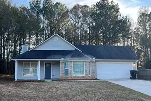 17 Carey Ct, Grantville, GA 30220 - Photo 1