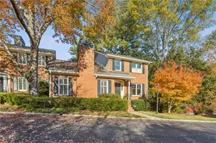 44 Pointe Terrace SE, Atlanta, GA 30339 - Photo 2