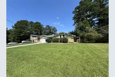 688 Plainville Drive, Atlanta, GA 30331 - Photo 2