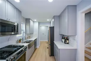 1679 Emerald Ave SW, Atlanta, GA 30310 - Photo 18