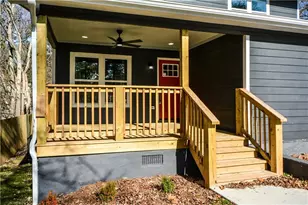 1679 Emerald Ave SW, Atlanta, GA 30310 - Photo 2