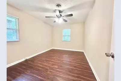 6450 Raymond Drive, Union City, GA 30291 - Photo 6