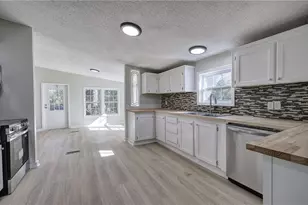 137 Wendy Hill Road SE, Calhoun, GA 30701 - Photo 2