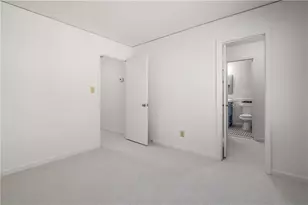 25 Forrest Pl, Atlanta, GA 30328 - Photo 32