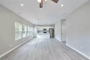 2698 Mango Cir NW, Atlanta, GA 30318 - Photo 6