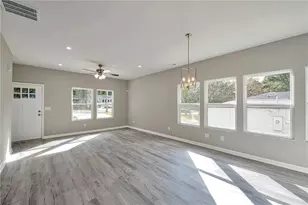 2698 Mango Cir NW, Atlanta, GA 30318 - Photo 6