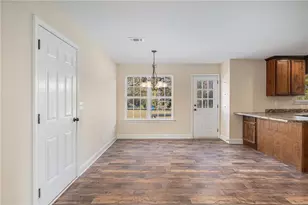 4149 Meadow Point Dr, Gillsville, GA 30543 - Photo 8