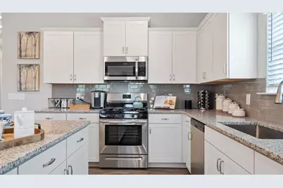 118 Sycamore Lane, Calhoun, GA 30701 - Photo 8