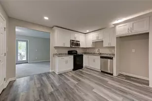 23 Club Dr, Locust Grove, GA 30248 - Photo 16