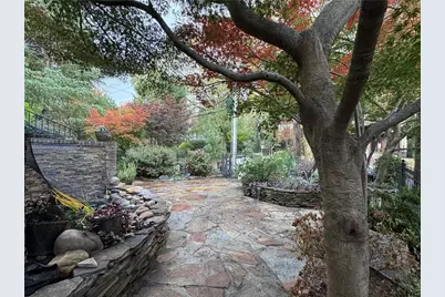 574 East Avenue NE, Atlanta, GA 30312 - Photo 4