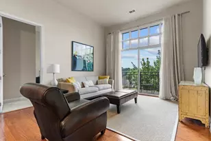 711 Cosmopolitan Dr NE, Atlanta, GA 30324 - Photo 8