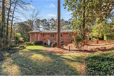 1777 Rosalind Drive NE, Atlanta, GA 30329 - Photo 34