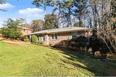 1777 Rosalind Drive NE, Atlanta, GA 30329 - Photo 4