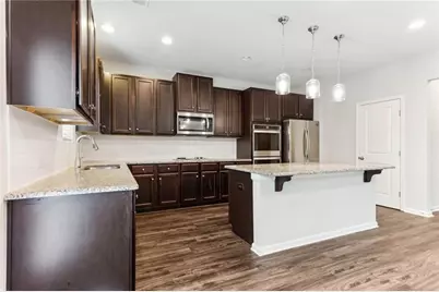 5530 Mirror Lake Drive, Cumming, GA 30028 - Photo 10