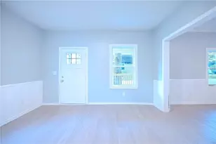 339 Main St, Griffin, GA 30223 - Photo 8