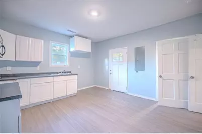 339 Main Street, Griffin, GA 30223 - Photo 16