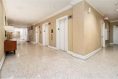 300 W Peachtree Street #21K, Atlanta, GA 30305 - Photo 16