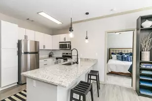 1000 Ashwood Pkwy, Dunwoody, GA 30338 - Photo 1