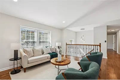 10405 Meadow Crest Lane, Alpharetta, GA 30022 - Photo 8