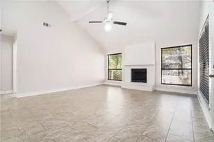 2001 Hunters Cove Dr, Lawrenceville, GA 30044 - Photo 18