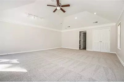 2001 Hunters Cove Drive, Lawrenceville, GA 30044 - Photo 22